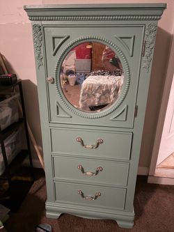 Shelves with drawers