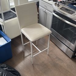 4 White Stools Chairs