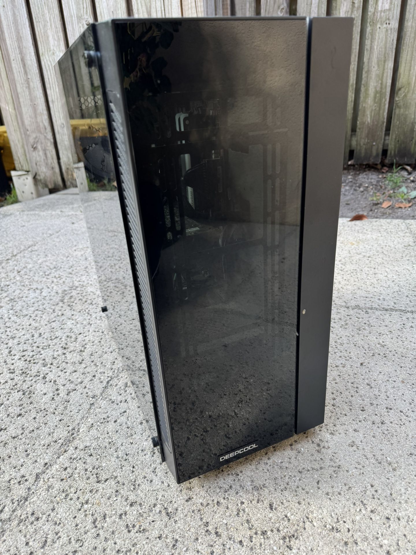 AMD Ryzen 7 1700 RX 570 Gaming Pc