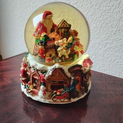 Santa Globe