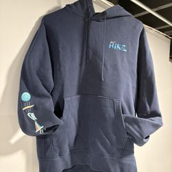 Nike Sweater