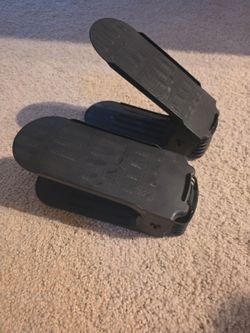 Adjustable Black Plastic shoe slot organizer / shoe stacker Set Of 10