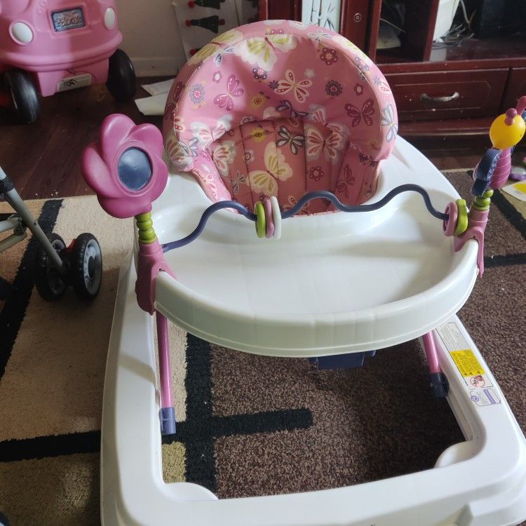 Baby Trend Baby Walker