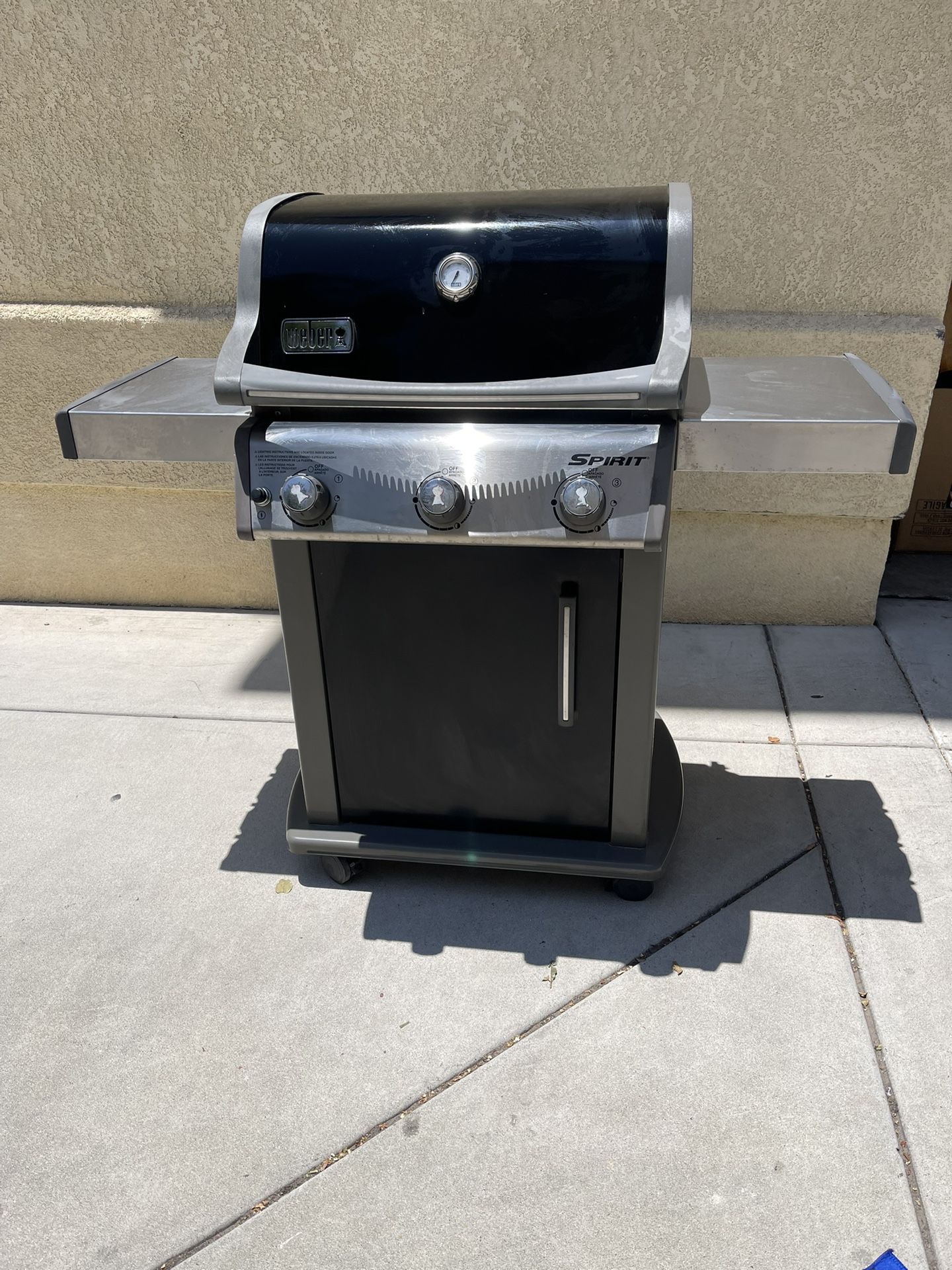 Grill Everything Works Great No Included Propane