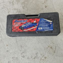 Duralast 2.5 Ton Hydraulic Floor Jack