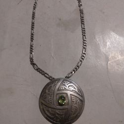 Silver Chain And Pendant Pendant Could Also Be Approach Chain Length 20 In Pendant 2 1/4  Around Use Round