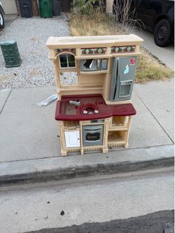 Free kids kitchen Free kids kitchen