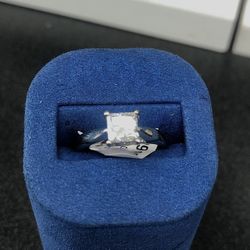 14k Diamond Ring 1ct Center Stone H Color I-1 Size 6