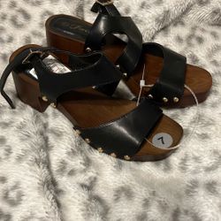 Women’s Shoes
