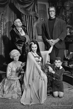 THE MUNSTERS PICTURE