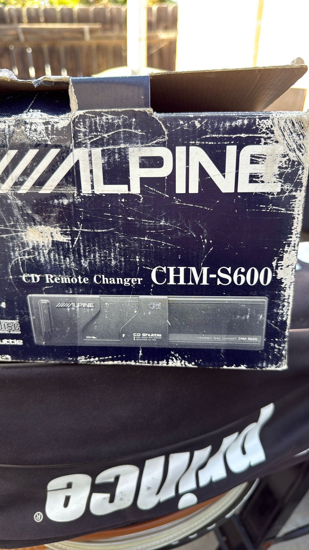ALPINE CD Changer for Car Stereo CHM-S600