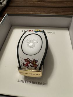 Dooney & Bourke Magic Band 