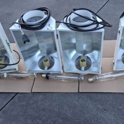 Daystar HydroFarm Luminaire Light Ballast X4  w/3 High Power Bulbs