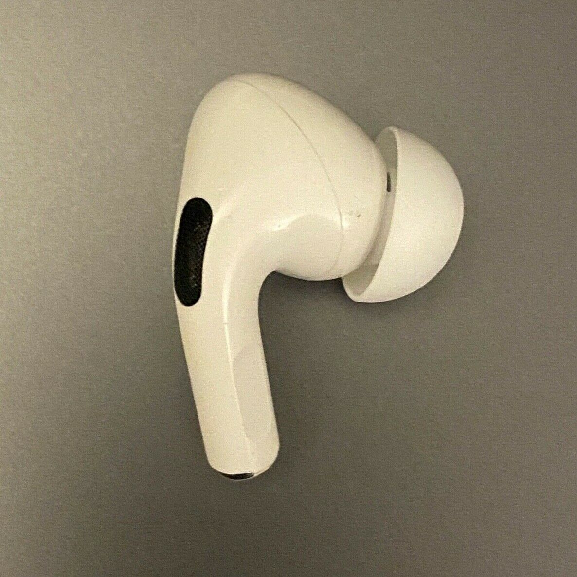 Apple AirPods Pro Replacement - Right AirPod Only