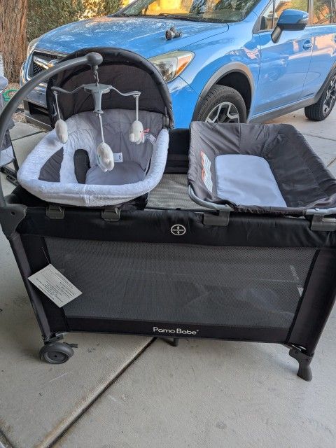Brand New Pack And Play Playpen With Bassinet And Changing Table 