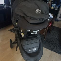 Good. Baby. Stroller. With. Cars eat