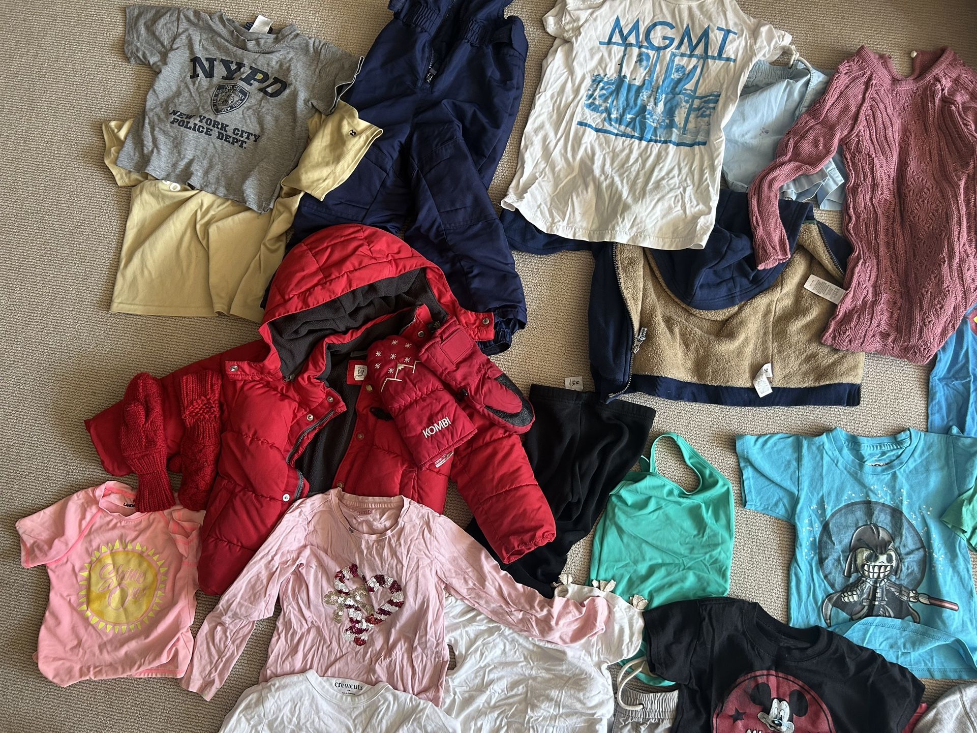 Super Lot Of Girls Clothes 4T - 100 Pieces