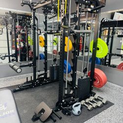 NEW SQUAT RACK SMITH MACHINE IN BOX - FREE DELIVERY 