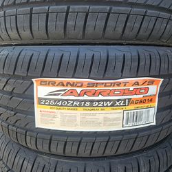 225-40-18 !!! ARROYO SPORT A/S !!! $300 LAS 4 LLANTAS MONTADAS Y BALANCEO INCLUIDO 👌