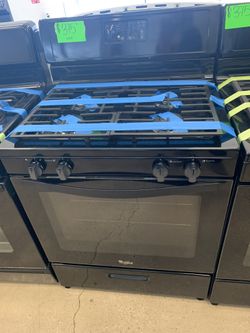 Whirlpool Gas Stove I’m Black Working Perfectly 4 Months Warranty 