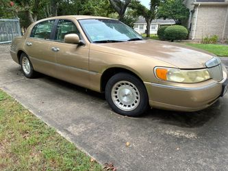 1998 Lincoln town car