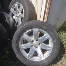 2,  17 Inch Chrysler 300 Rims