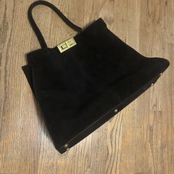 Aut Fendi Peekaboo X