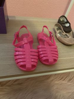 Jelly shoes