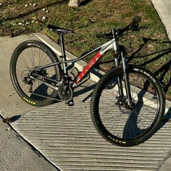 Trek Marlin 4 26” Gen 2