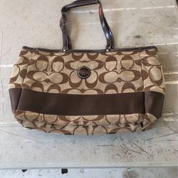  8  Pzas Coach Purse & MK  Excellent Conditions  Originals