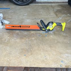 Brushless Hedge Trimmer With Battery