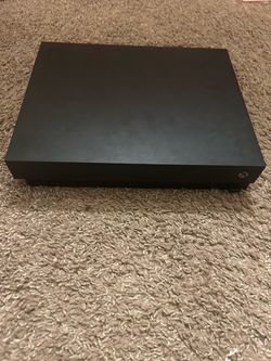 Xbox one x 1tb with Gaems portable monitor