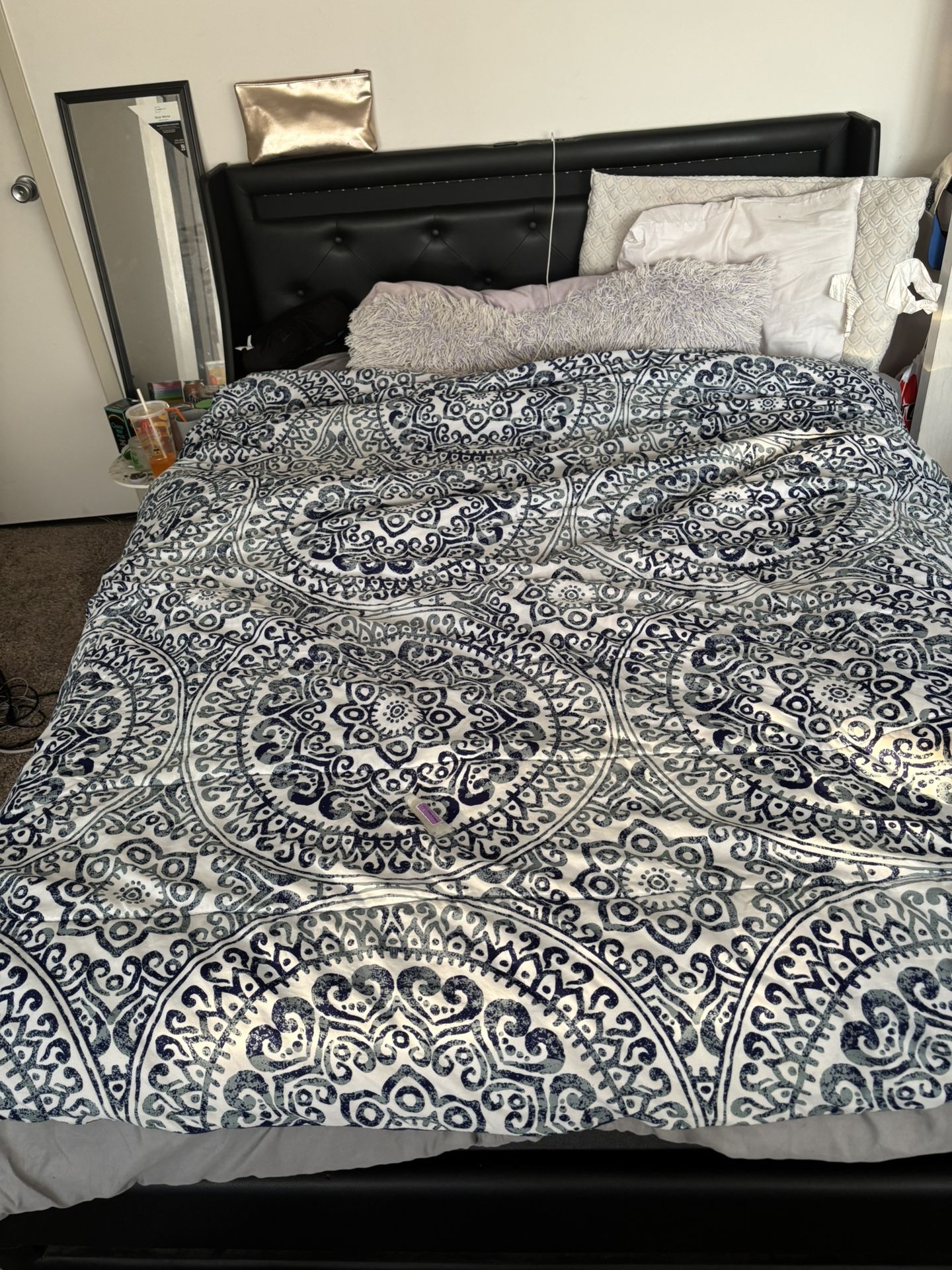 Charging Phone Bed Frame Queen Size 