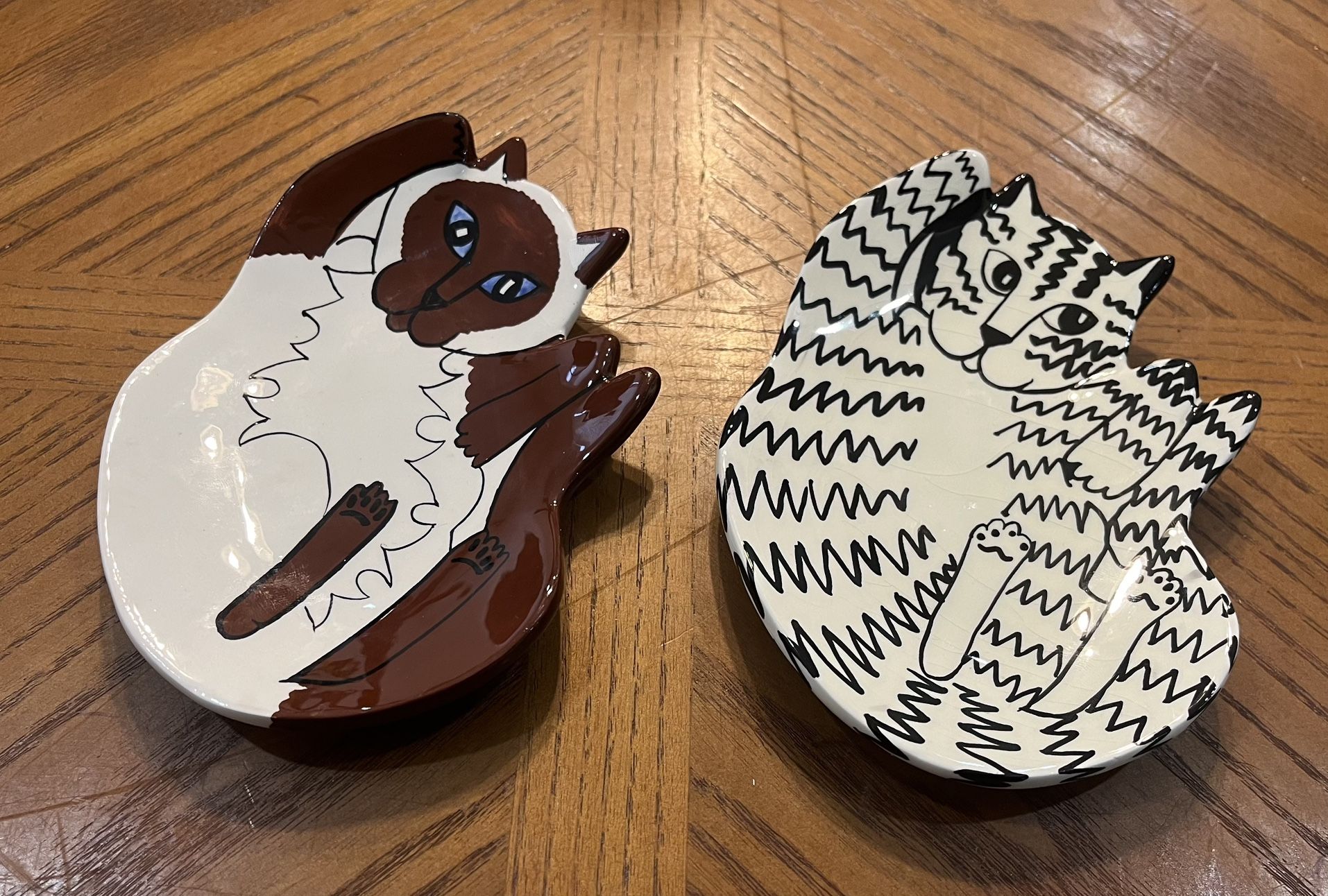 Pair of Cats By Nina Lyman Ceramic Dishes