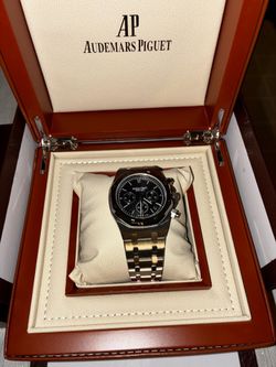 AP watch brand new all links 300 obo