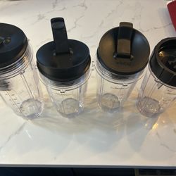 Nutri Ninja auto IQ blend Tumblers/lids/blade