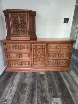 Antique Dressers