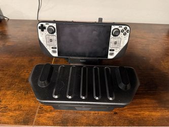 Steam Deck 512GB LCD with Accessories