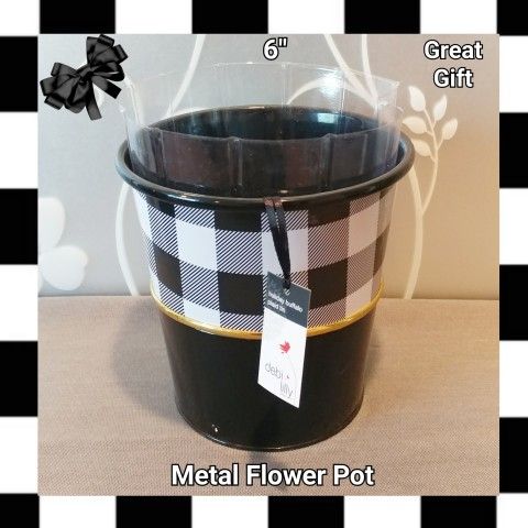 NEW METAL FLOWER POT