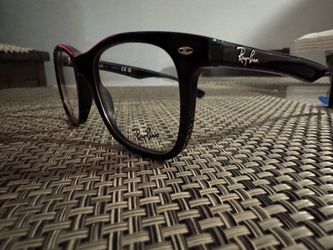 Ray ban