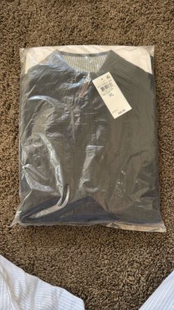 Men’s Black Cable Nit Sweater