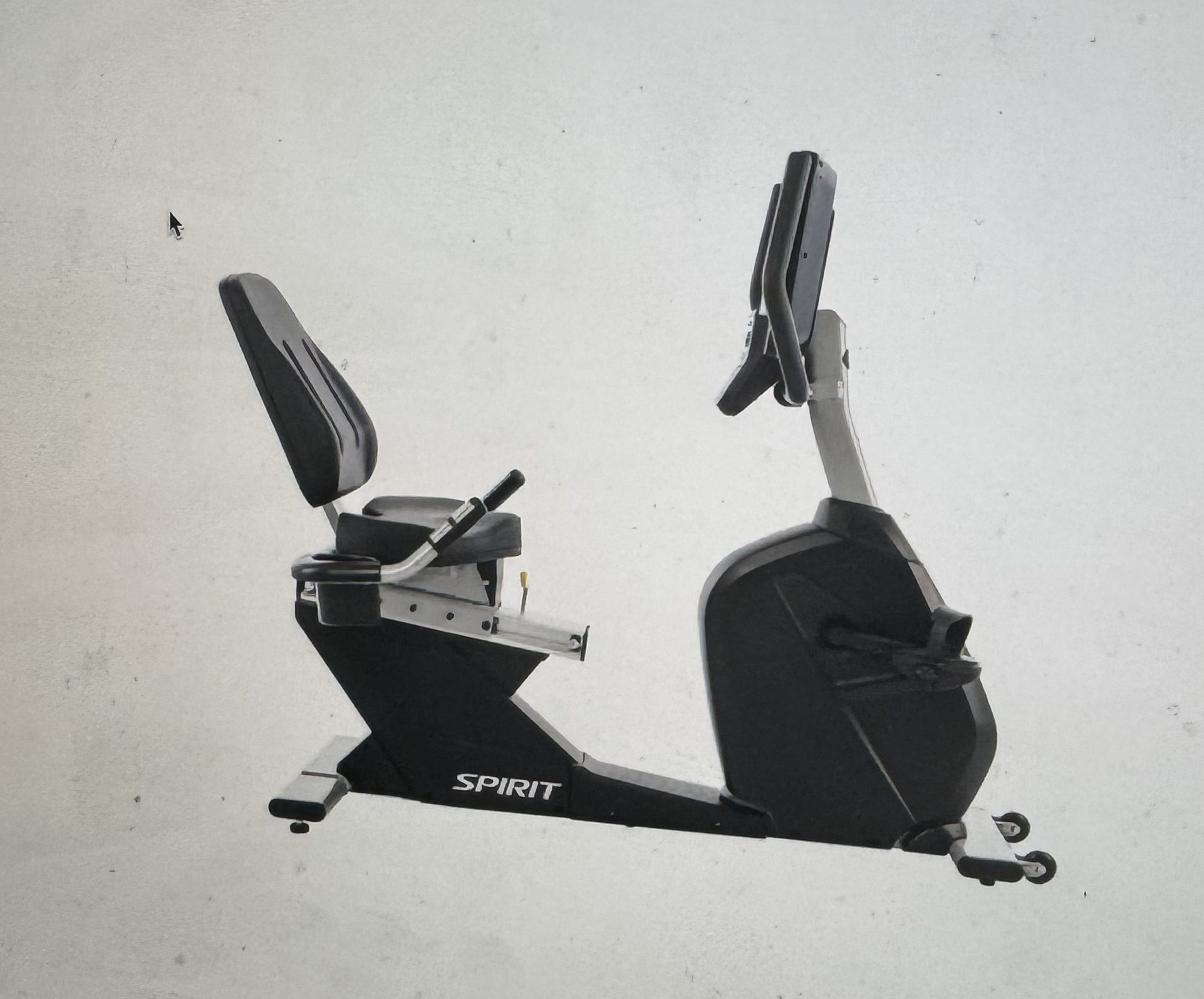 Spirit R800 Recumbent Bike Hardly Used Great Deal Won’t Offer Long