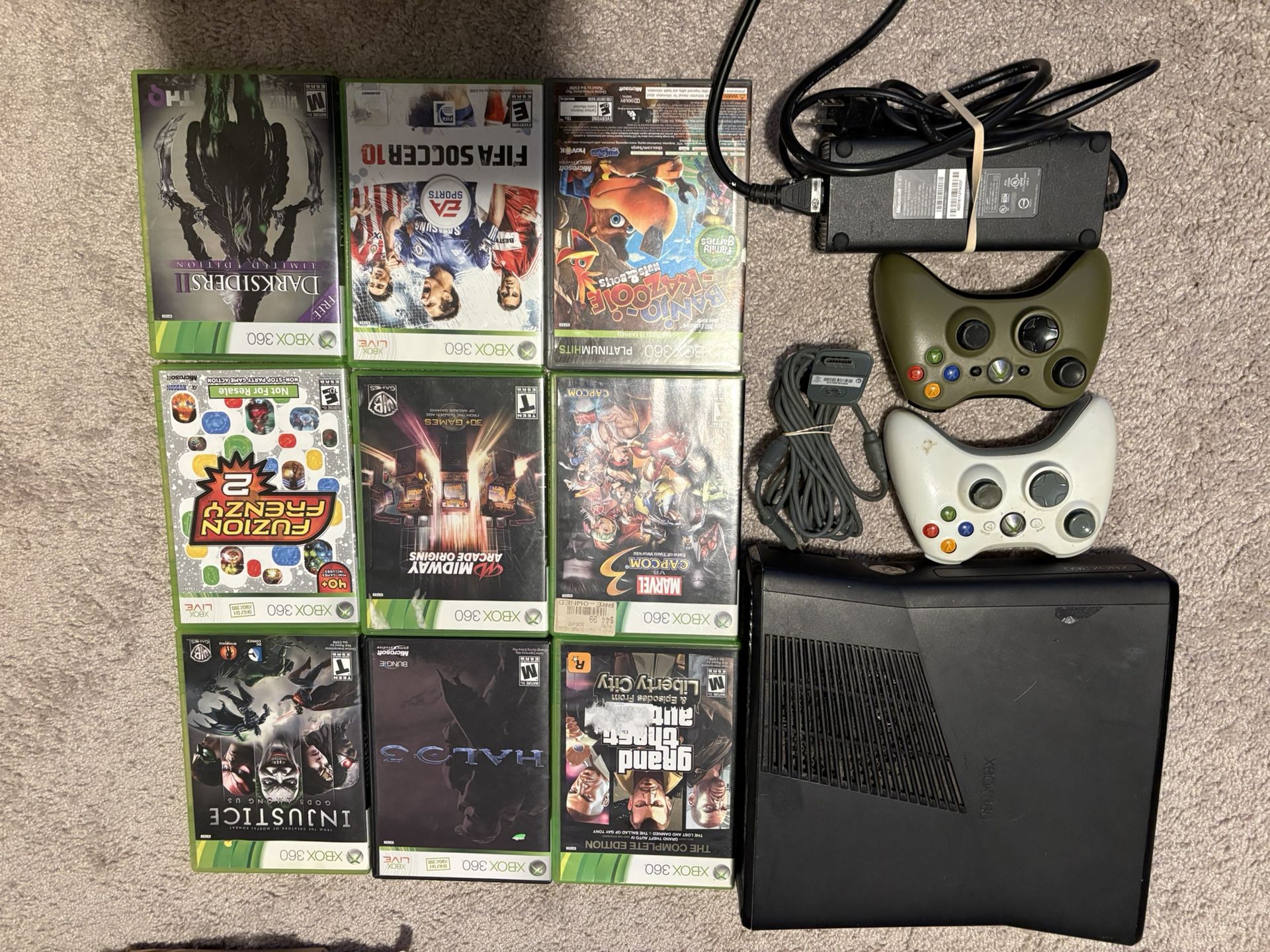Xbox 360 + 9 Games (hablo Espanol)