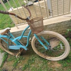 Huffy 26 Cranbrook Beach Cruiser Women’s bike