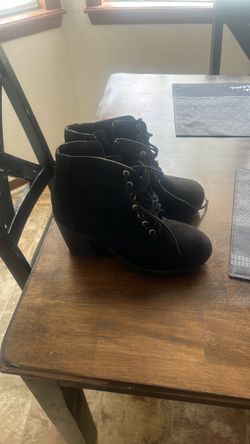 Woman shoes