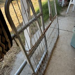 Stall Gates