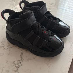 Toddler Jordan Shoes 7.5