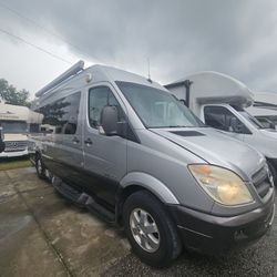 Used Class B for Sale Under $40k. Diesel  Mercedes Engine with Generator. 