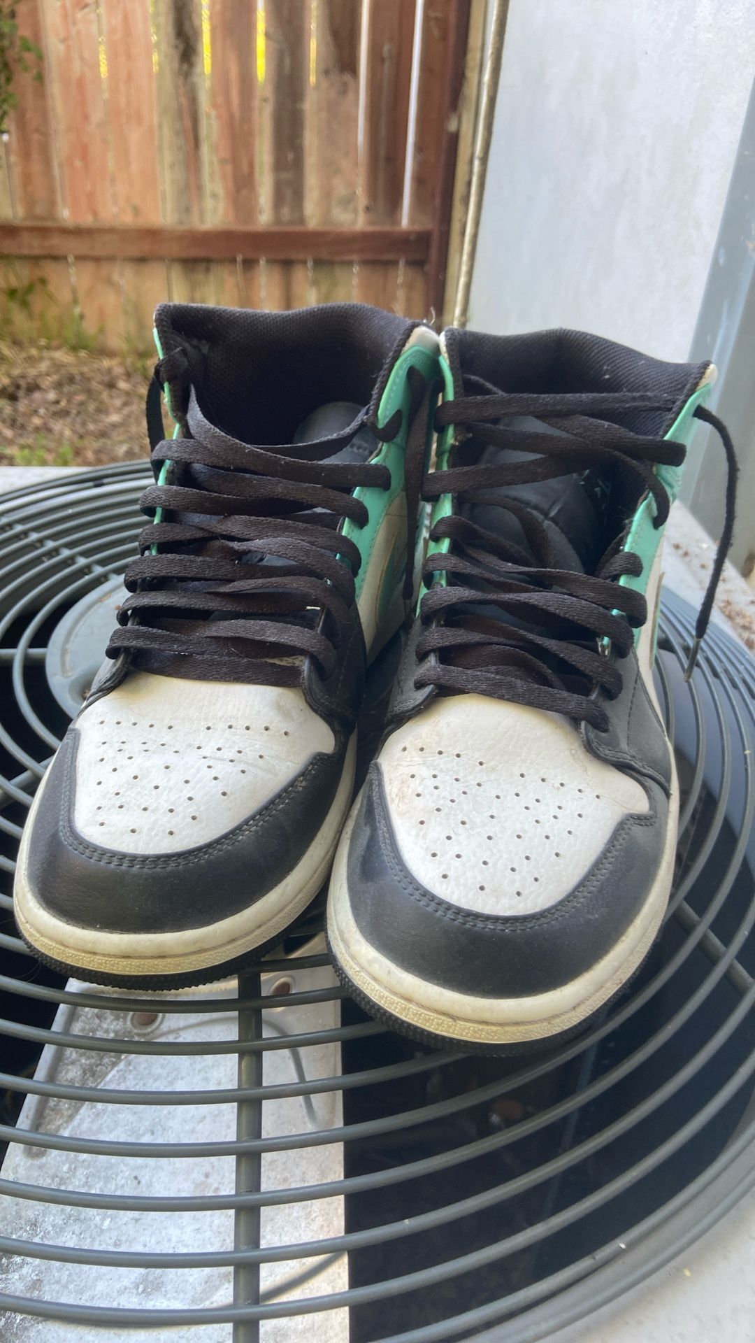 Air Jordan 1 Teal