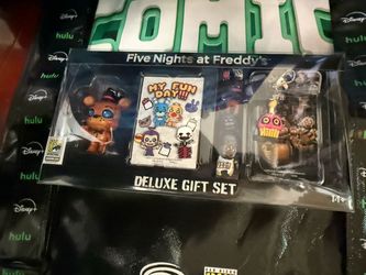 SDCC 2026 Five Nights at Freddy’s Deluxe Gift Set FNAF San Diego Comic Con LE 400 NEW UNOPENED Monogram